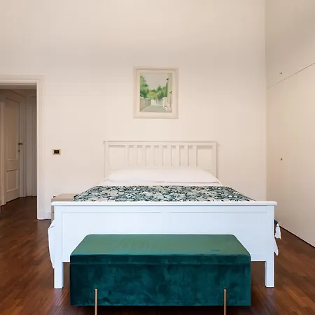 Summer Breeze Family Aparment By Wonderful Italy 아파트 *